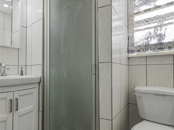 39 Hillcrest Rd, Hartsdale NY 10530