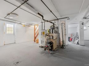 39 Hillcrest Rd, Hartsdale NY 10530