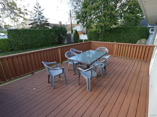 726 Meisser Street, Franklin Square NY 11010