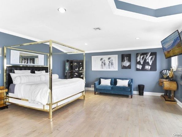 140 Ocean Avenue, Center Moriches NY 11934