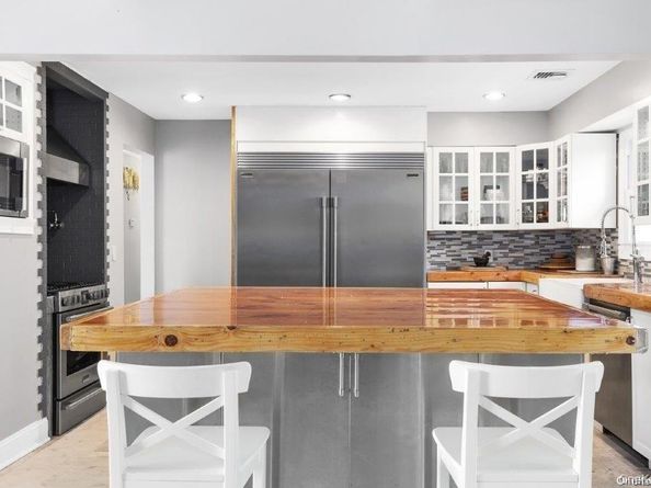 140 Ocean Avenue, Center Moriches NY 11934