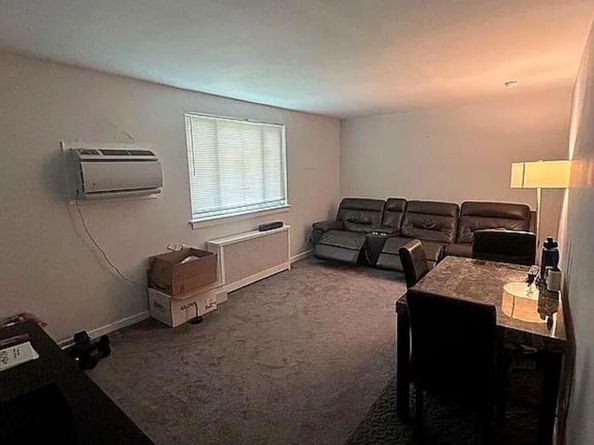 264-17 Langston Avenue 2nd fl, Glen Oaks NY 11004