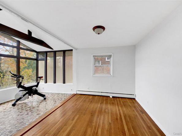 400 Egmont Avenue, Mount Vernon NY 10553