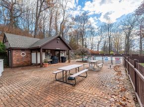 43 Foxwood Circle, Mount Kisco NY 10549