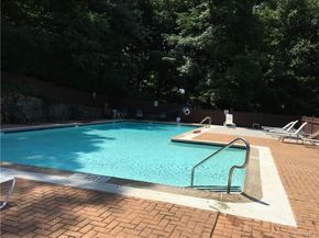 43 Foxwood Circle, Mount Kisco NY 10549