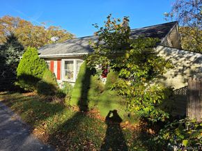 4 Forest Street, Ronkonkoma NY 11779