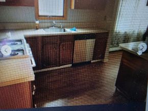 4 Forest Street, Ronkonkoma NY 11779