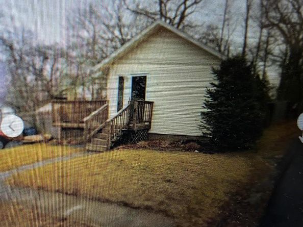 4 Forest Street, Ronkonkoma NY 11779