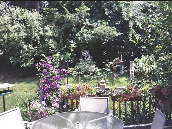 618 Lake Court 618, Middle Island NY 11953