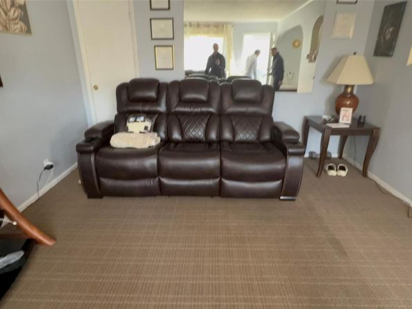 34 Carleton Street, Westbury NY 11590