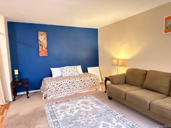 100-25 Queens Boulevard 6EE, Forest Hills NY 11375