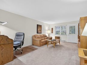 6 Anchorage Lane 5A, Oyster Bay NY 11771