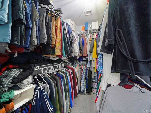 122 4th Street, Saint James NY 11780