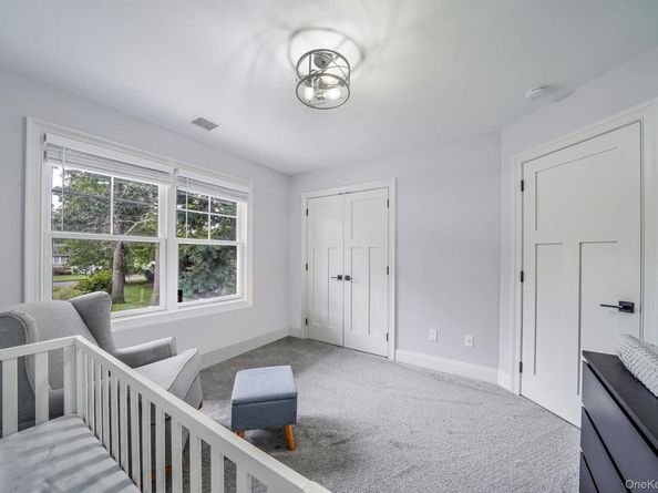 122 4th Street, Saint James NY 11780