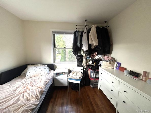 79 N Broadway J1, White Plains NY 10603