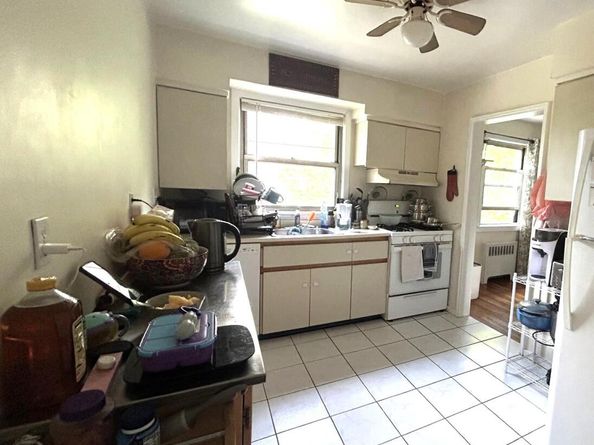 79 N Broadway J1, White Plains NY 10603