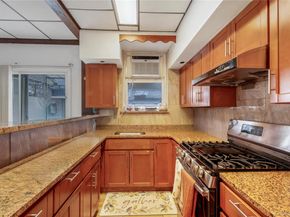8863 19th Avenue, Brooklyn NY 11214