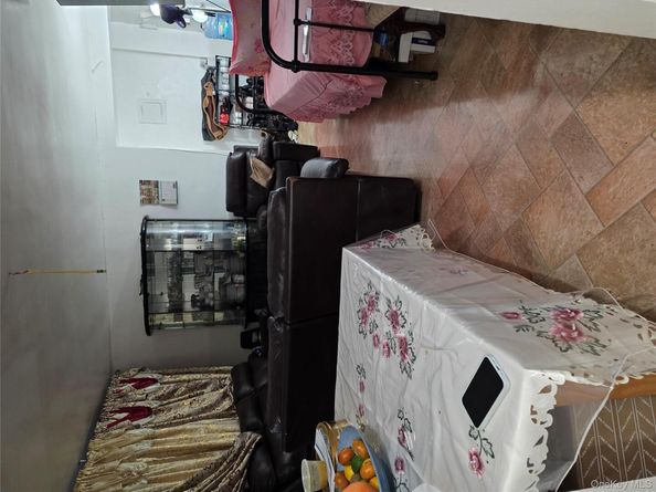 2661 Marion Ave 1H, Bronx NY 10458