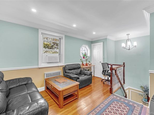 235-10 131st Ave Upper, Laurelton NY 11422