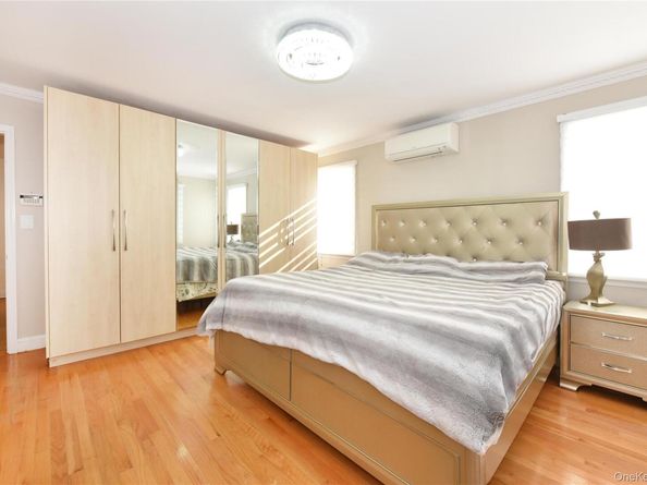 80-46 212th Street, Hollis Hills NY 11427