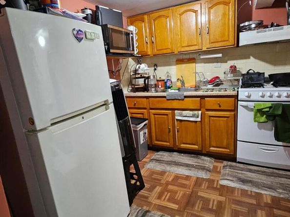 187-11 104 Avenue, Saint Albans NY 11412