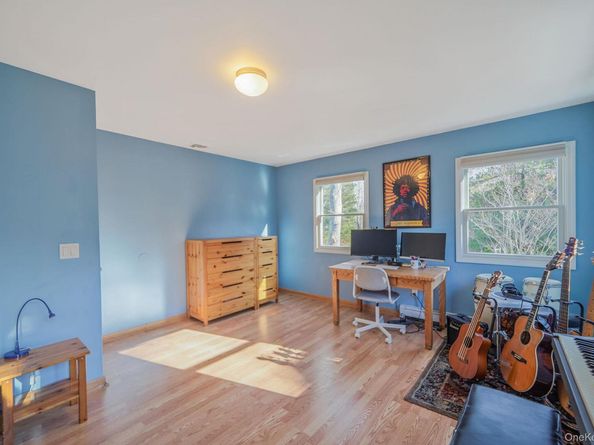 12 Harbor Beach Road, Miller Place NY 11764