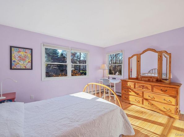 12 Harbor Beach Road, Miller Place NY 11764