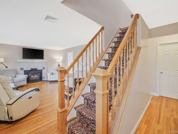 12 Harbor Beach Road, Miller Place NY 11764