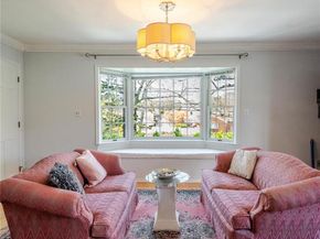 4 Josephine Lane, East Islip NY 11730