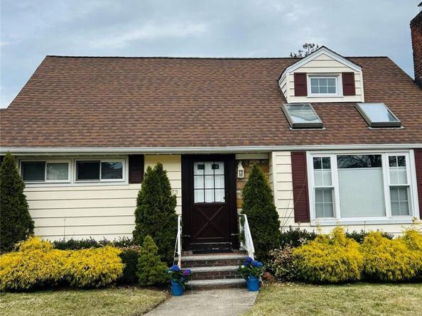 173 Wetherill Road, Garden City NY 11530