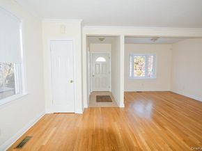 26 Saint Pauls Place, New Rochelle NY 10801