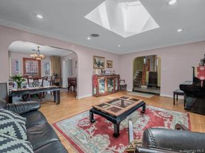 82-04 141st Street, Briarwood NY 11435