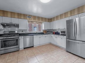 82-04 141st Street, Briarwood NY 11435