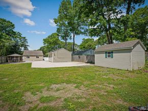 289 Magnolia Drive, Selden NY 11784