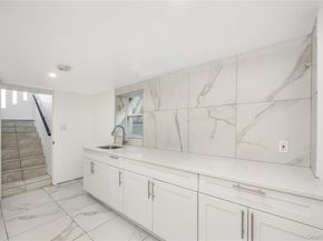 22011 139th Avenue, Springfield Gardens NY 11413