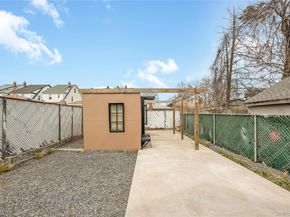 22011 139th Avenue, Springfield Gardens NY 11413