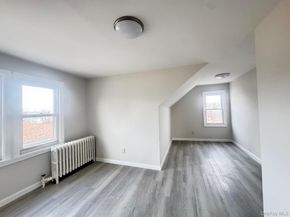 164-36 77th Road, Fresh Meadows NY 11366