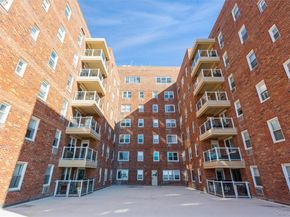 370 W. Broadway 2X, Long Beach NY 11561