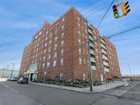 370 W. Broadway 2X, Long Beach NY 11561