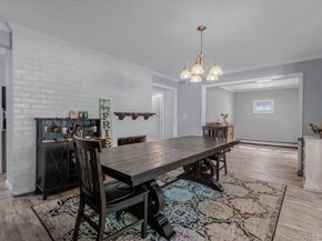 34 Hedge Lane, Westbury NY 11590