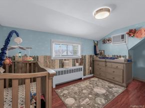 34 Hedge Lane, Westbury NY 11590