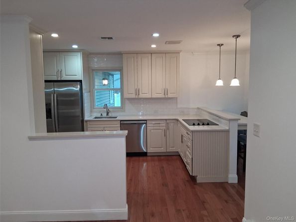 71 Cooks Road, East Patchogue NY 11772
