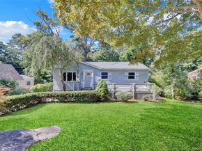 6 Palm Road, Rocky Point NY 11778