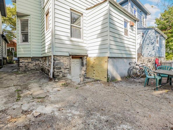 557 S 5th Avenue, Mount Vernon NY 10550