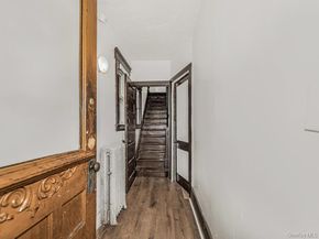 557 S 5th Avenue, Mount Vernon NY 10550
