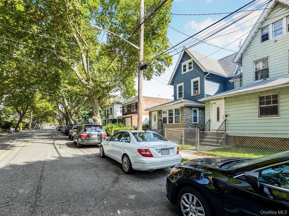 557 S 5th Avenue, Mount Vernon NY 10550