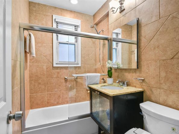 315 Palmer Terrace 1D, Mamaroneck NY 10543