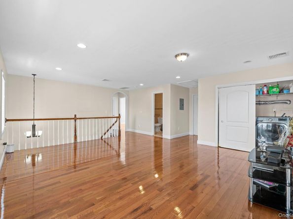 226 Franklin Street, Elmont NY 11003