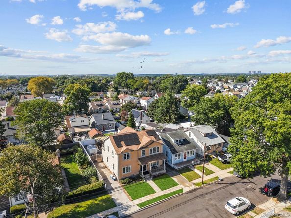 226 Franklin Street, Elmont NY 11003
