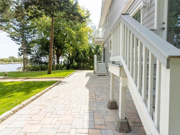 254 Overlook Drive, Aquebogue NY 11931